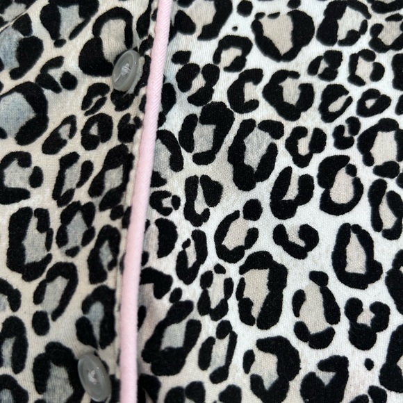 Joyspun Animal Print Women’s PJ Set w Pockets

Size M - Picture 4 of 13